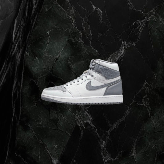Air Jordan 1 Retro High OG 'Stealth'