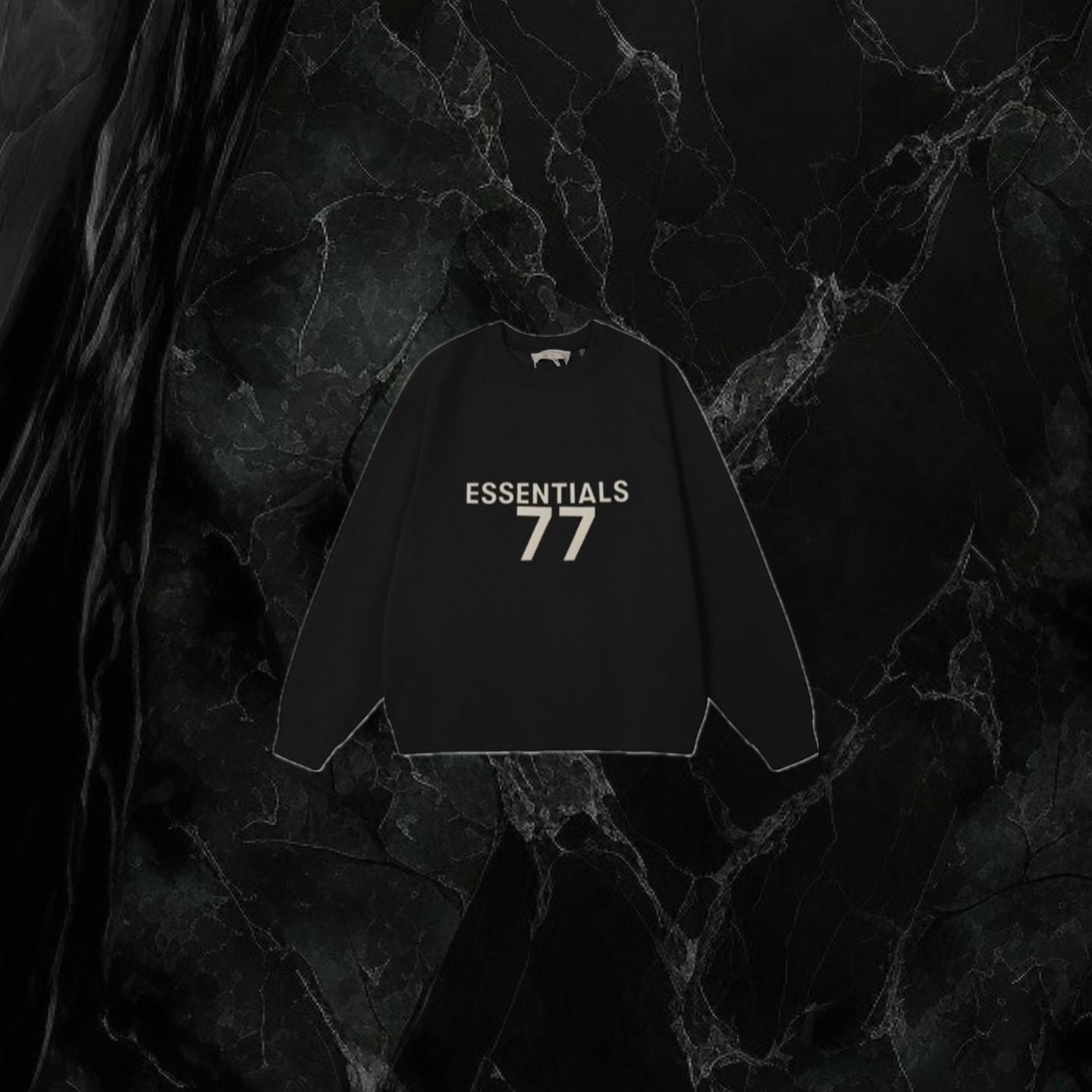 Essential Sweatshirt ‘Black’
