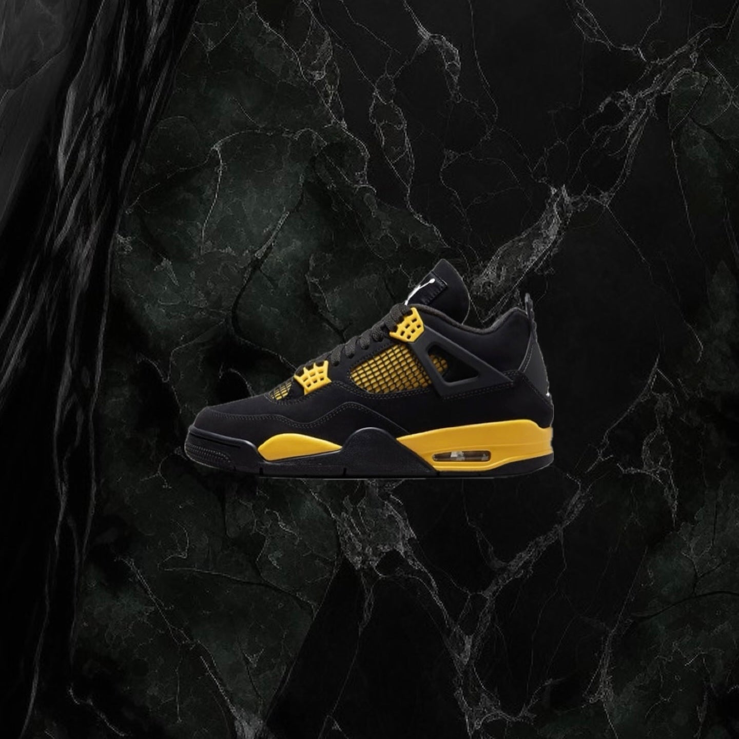 Air Jordan 4 Retro 'Thunder'