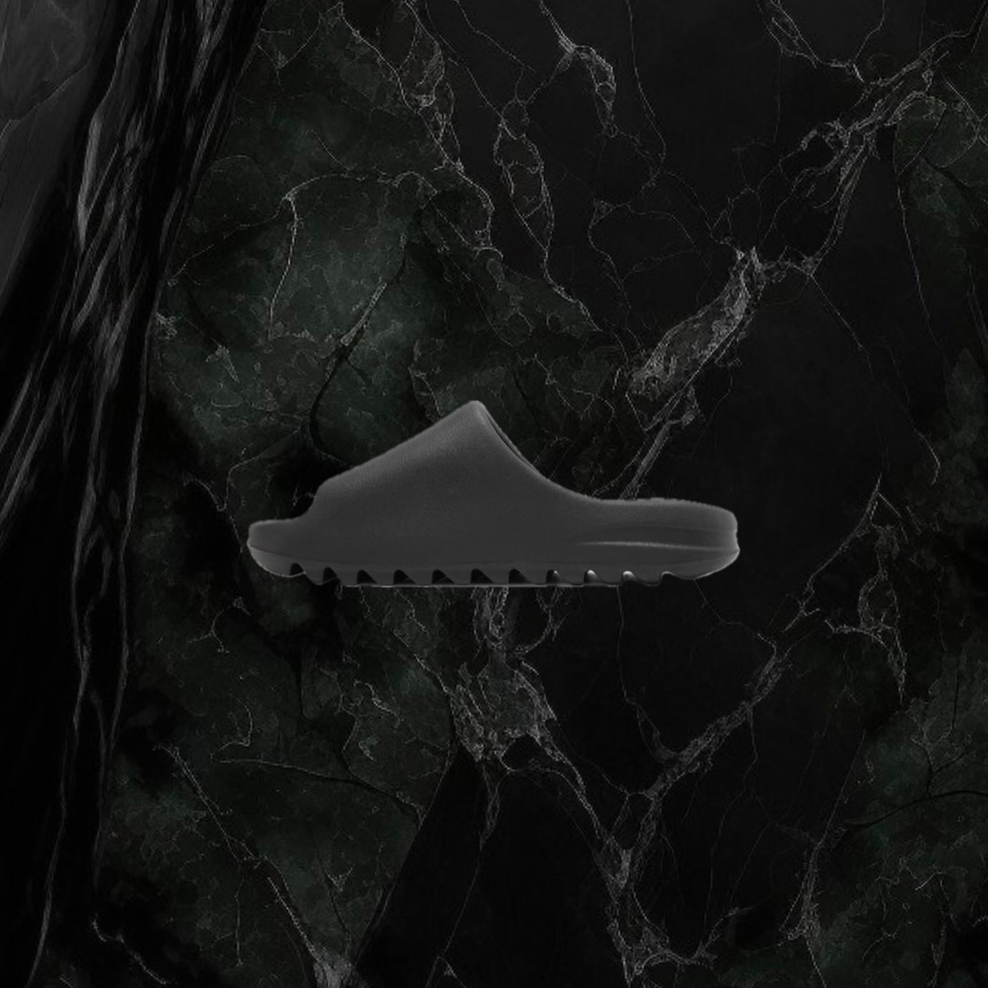 Yeezy Slide “Onyx”